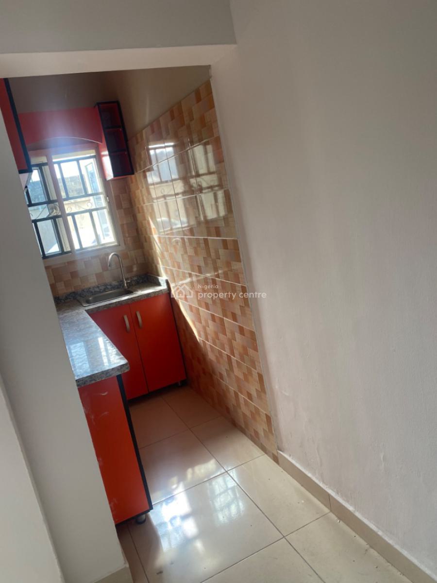 Luxuriously Spacious Nice Mini Flat with Excellent Finishing, No. 12b, Rafiu Close, Sangotedo, Ajah, Lagos, Mini Flat (room and Parlour) for Rent
