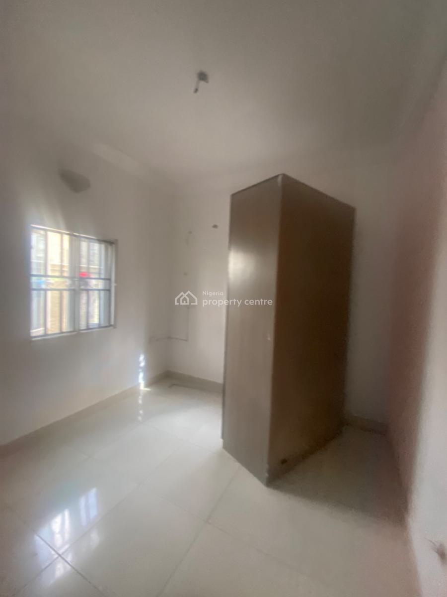 Luxuriously Spacious Nice Mini Flat with Excellent Finishing, No. 12b, Rafiu Close, Sangotedo, Ajah, Lagos, Mini Flat (room and Parlour) for Rent