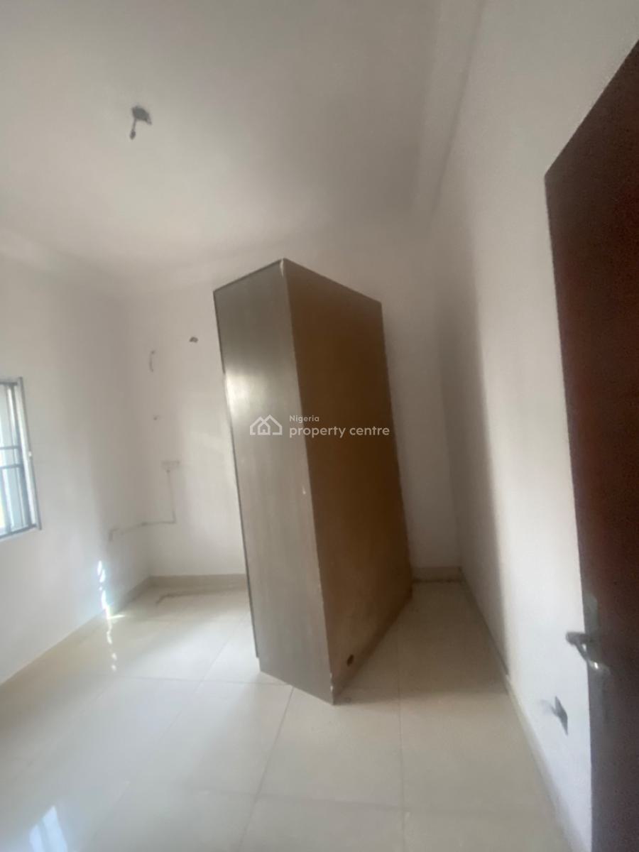 Luxuriously Spacious Nice Mini Flat with Excellent Finishing, No. 12b, Rafiu Close, Sangotedo, Ajah, Lagos, Mini Flat (room and Parlour) for Rent
