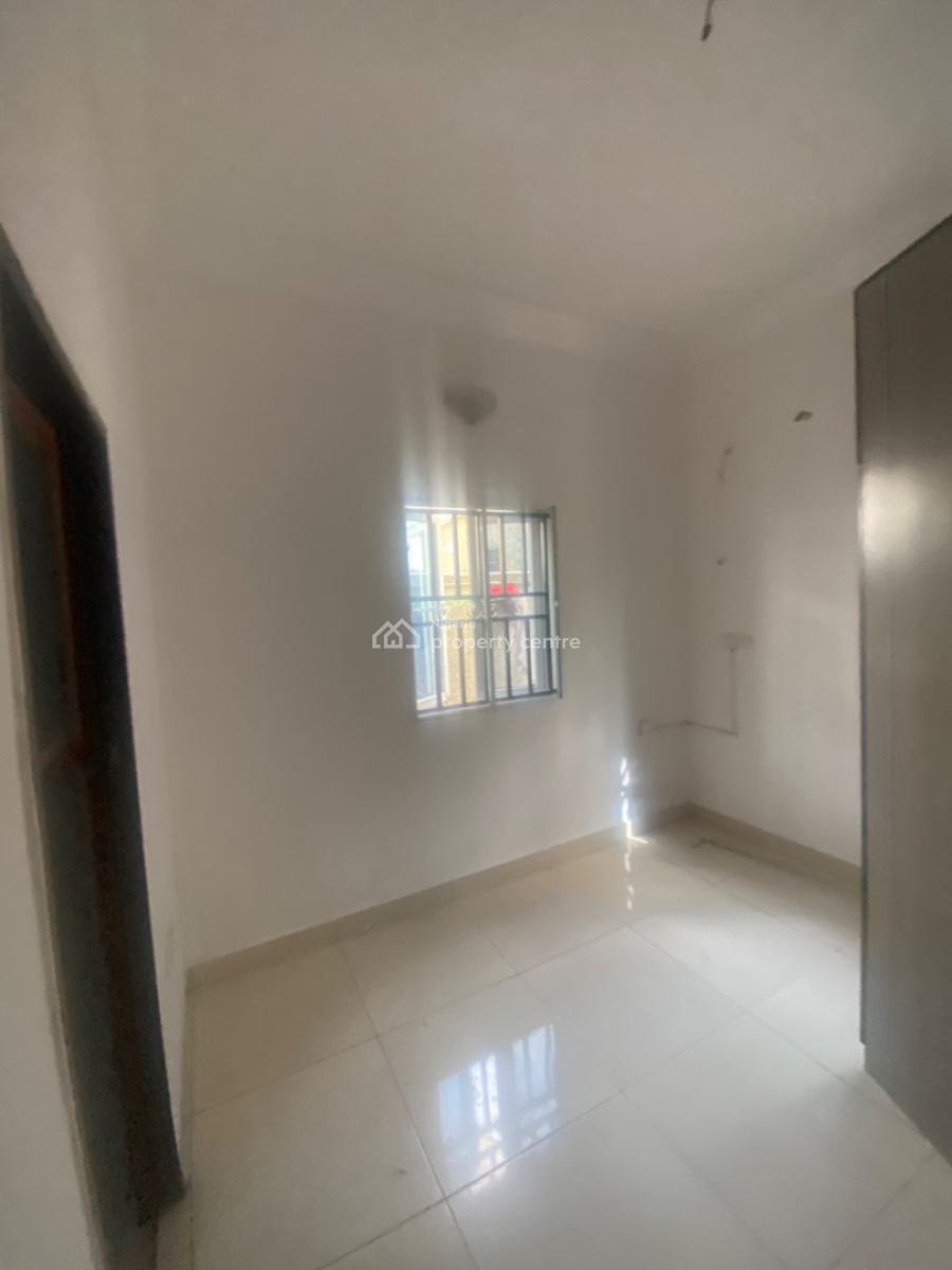 Luxuriously Spacious Nice Mini Flat with Excellent Finishing, No. 12b, Rafiu Close, Sangotedo, Ajah, Lagos, Mini Flat (room and Parlour) for Rent