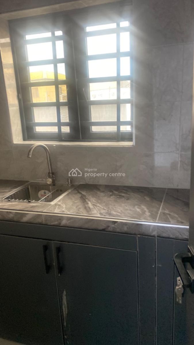 Luxuriously Spacious Nice Mini Flat with Excellent Finishing, No. 12b, Rafiu Close, Sangotedo, Ajah, Lagos, Mini Flat (room and Parlour) for Rent