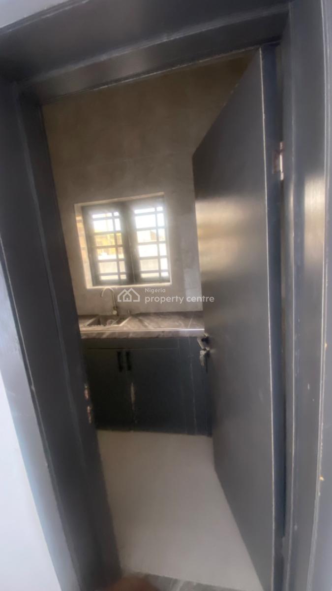 Luxuriously Spacious Nice Mini Flat with Excellent Finishing, No. 12b, Rafiu Close, Sangotedo, Ajah, Lagos, Mini Flat (room and Parlour) for Rent