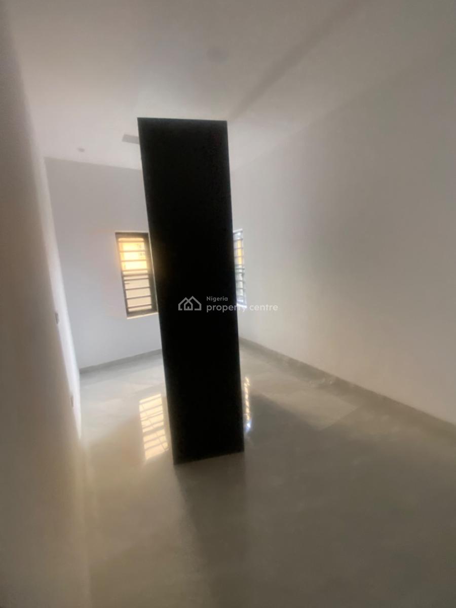 Luxuriously Spacious Nice Mini Flat with Excellent Finishing, No. 12b, Rafiu Close, Sangotedo, Ajah, Lagos, Mini Flat (room and Parlour) for Rent