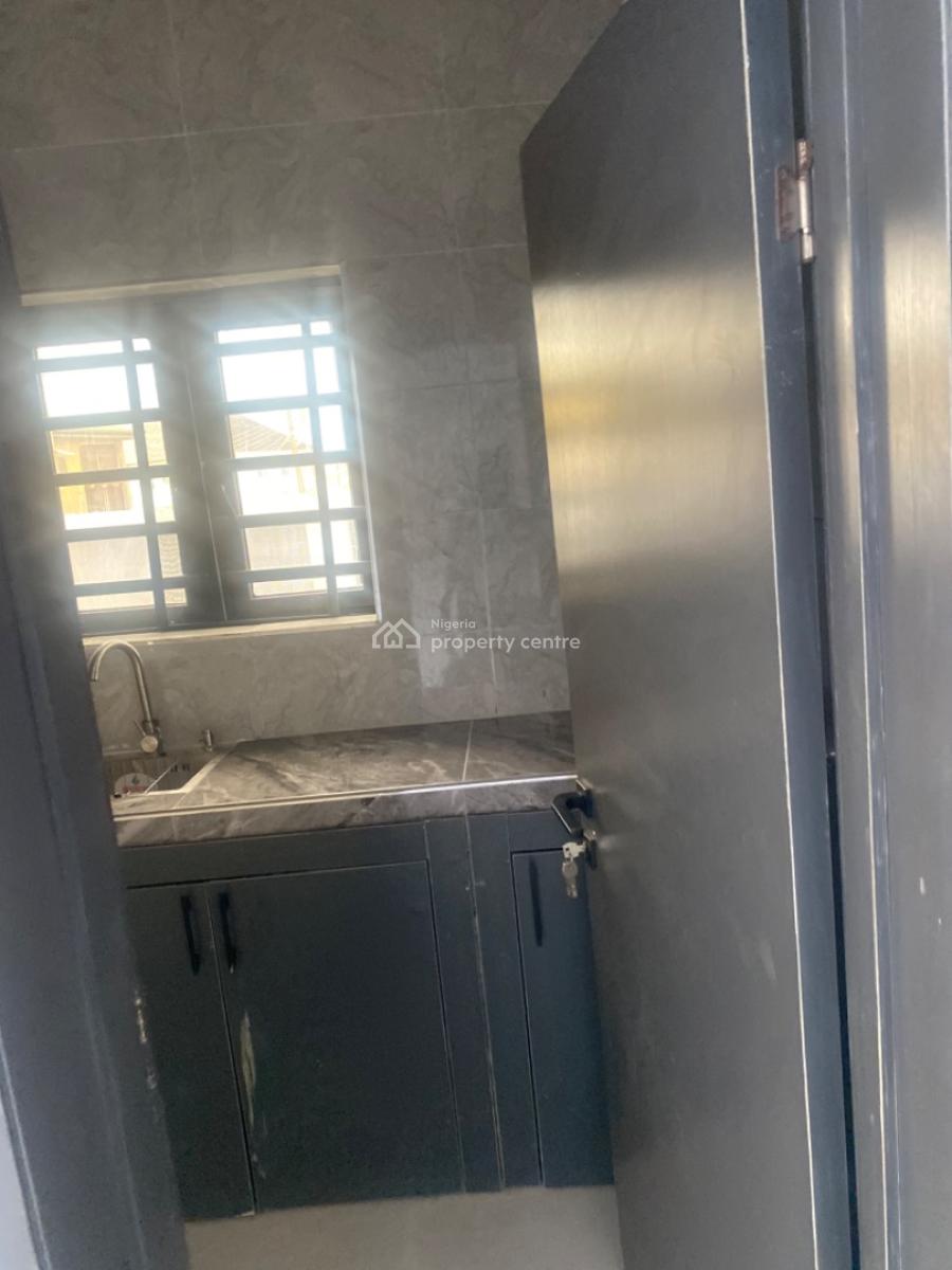 Luxuriously Spacious Nice Mini Flat with Excellent Finishing, No. 12b, Rafiu Close, Sangotedo, Ajah, Lagos, Mini Flat (room and Parlour) for Rent