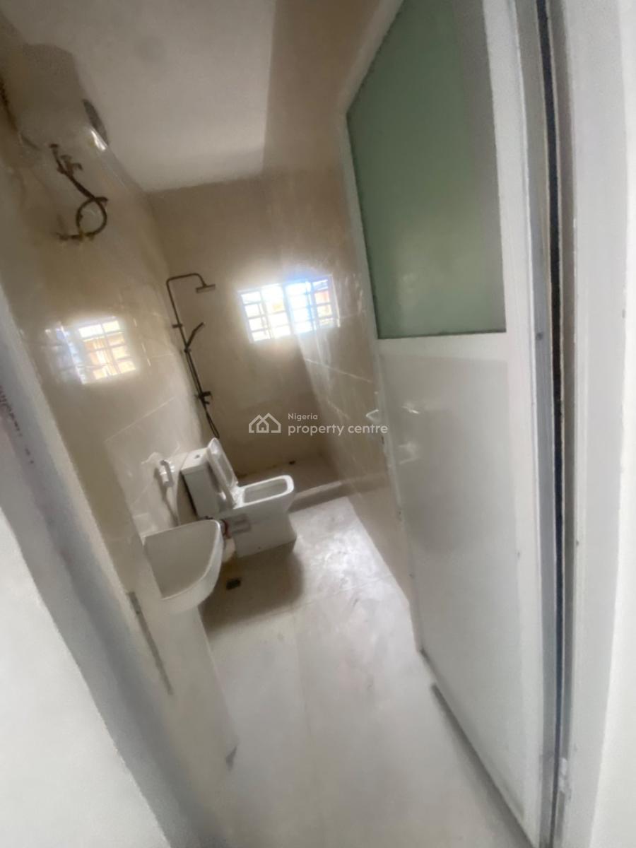 Luxuriously Spacious Nice Mini Flat with Excellent Finishing, No. 12b, Rafiu Close, Sangotedo, Ajah, Lagos, Mini Flat (room and Parlour) for Rent