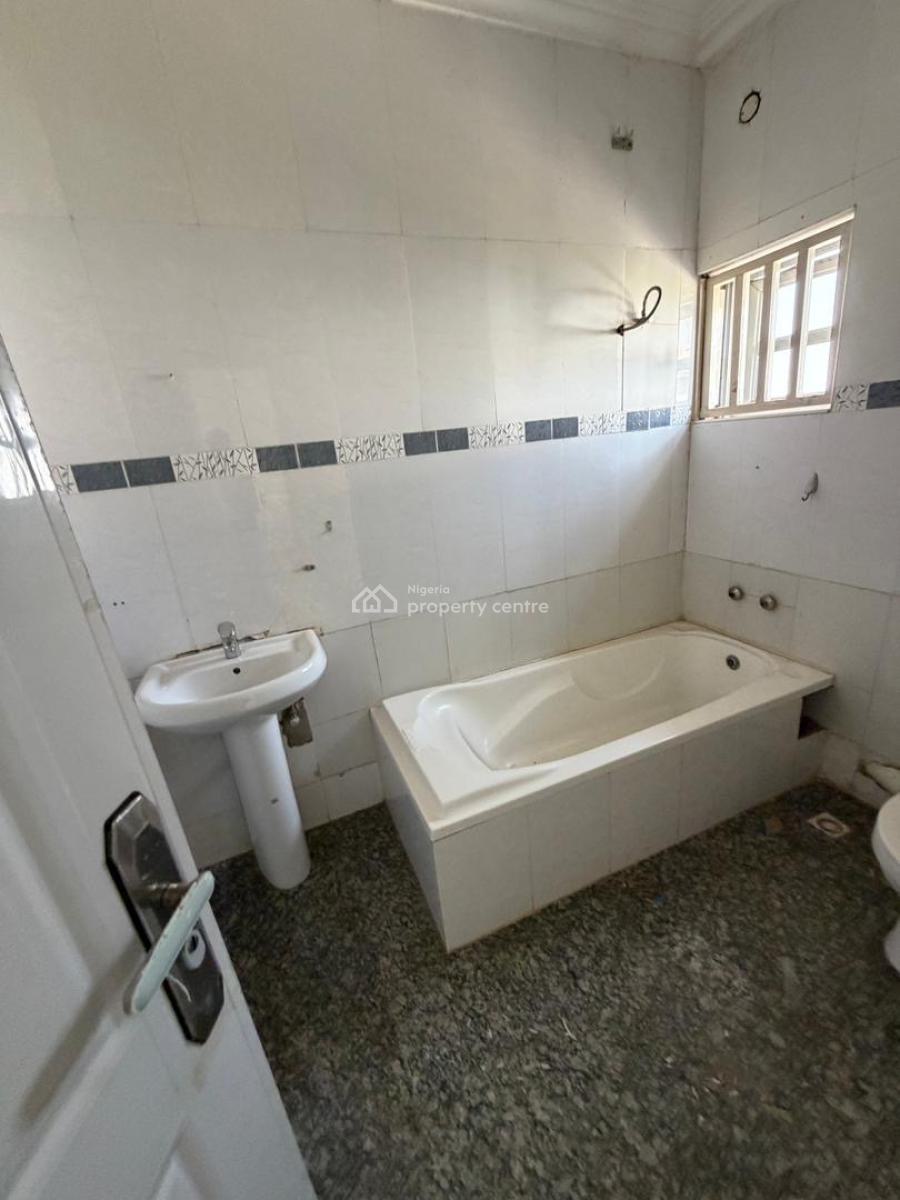 6 Bedroom Detached Duplex with 3 Selfcon Bq, Maitama District, Abuja, Detached Duplex for Rent