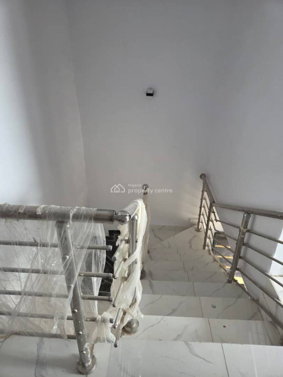 Luxury 3 Bedroom Duplex with Bq, Alagbaka Gra, Akure, Ondo, Terraced Duplex for Sale
