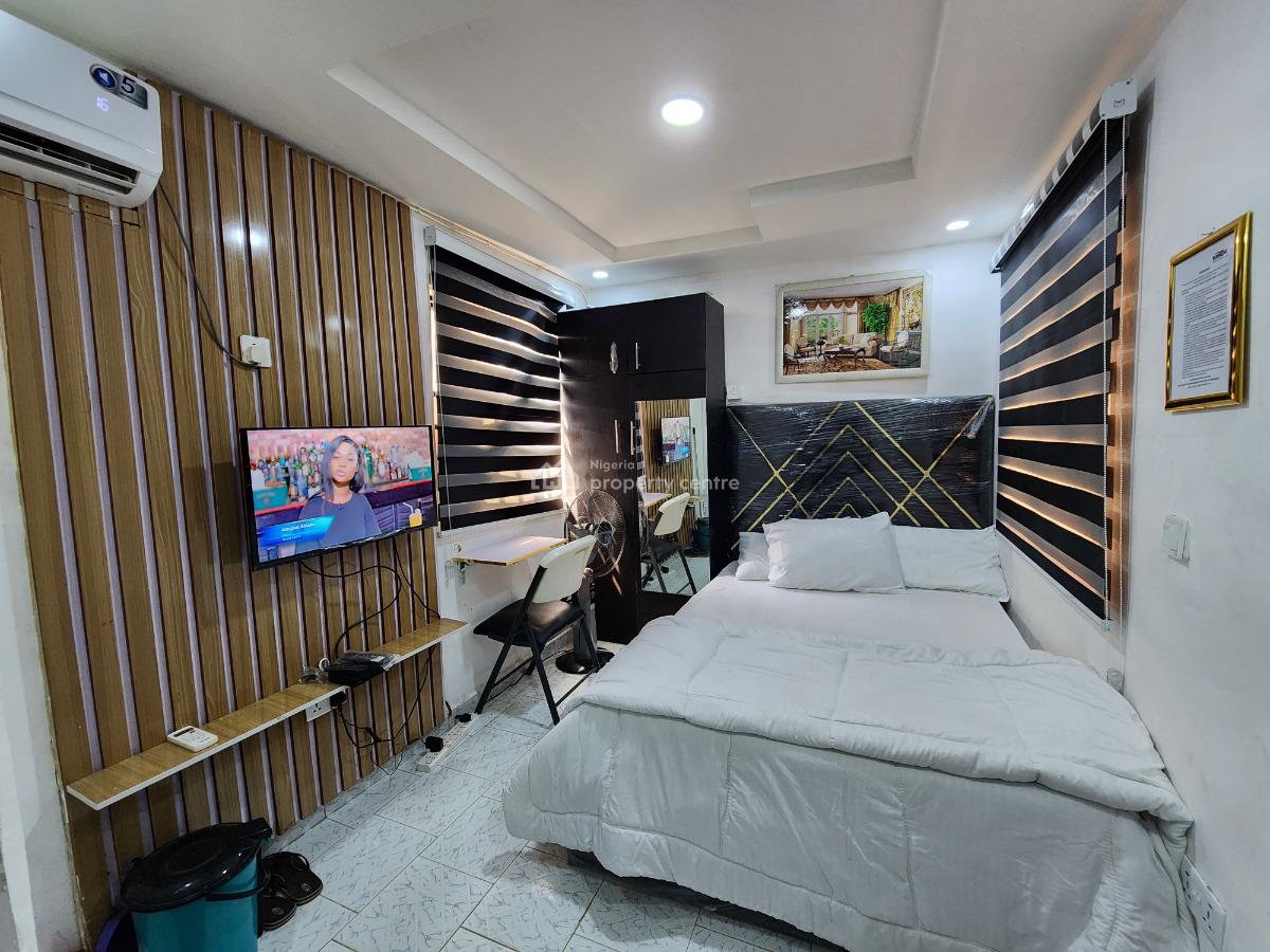 Fully Furnished and Serviced Luxury Studio Apartment, Yah Wahab Estate Phase 2, Wuye, Abuja, Self Contain (single Rooms) for Rent