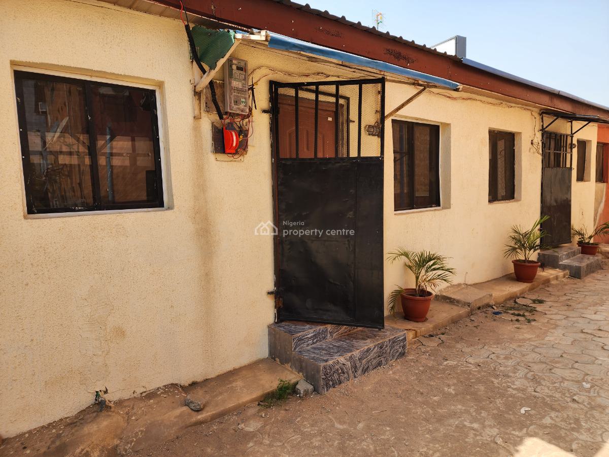 Fully Furnished and Serviced Luxury Studio Apartment, Yah Wahab Estate Phase 2, Wuye, Abuja, Self Contain (single Rooms) for Rent