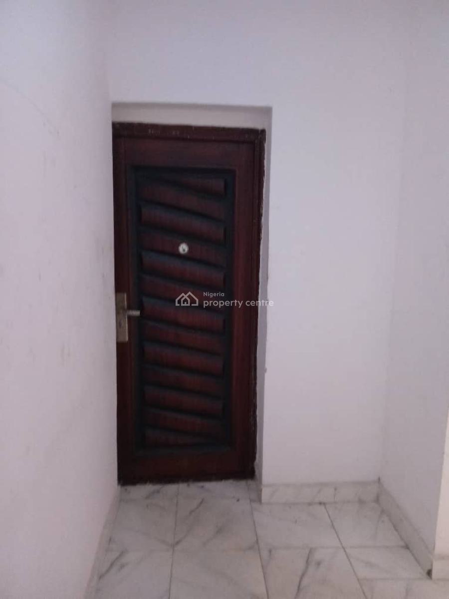 a Very Sweet  Affordable 2 Bedroom Flat Ceiling Design, Glorious Estate, Badore, Ajah, Lagos, Flat / Apartment for Rent
