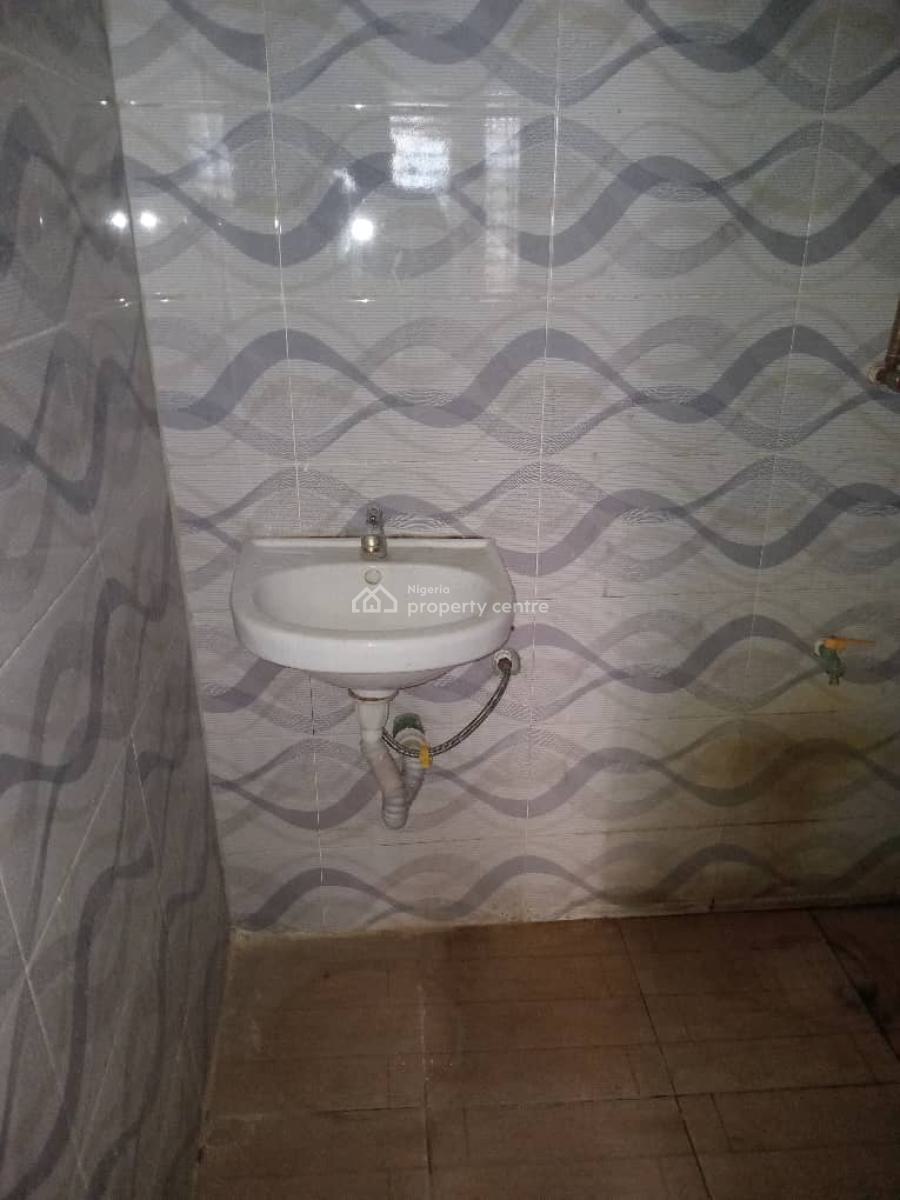 a Very Sweet  Affordable 2 Bedroom Flat Ceiling Design, Glorious Estate, Badore, Ajah, Lagos, Flat / Apartment for Rent