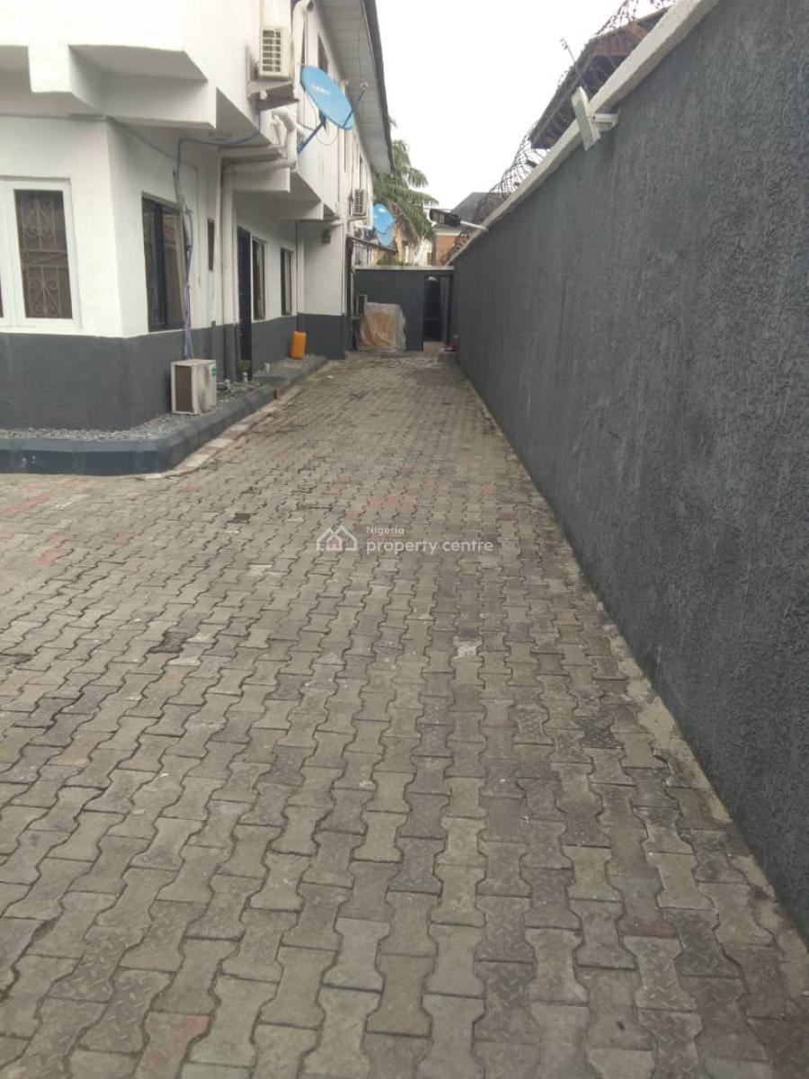 Luxury Room with Personal Kitchen and Verandah, Ikota Villa Estate, Ikota, Lekki, Lagos, Self Contain (single Rooms) for Rent