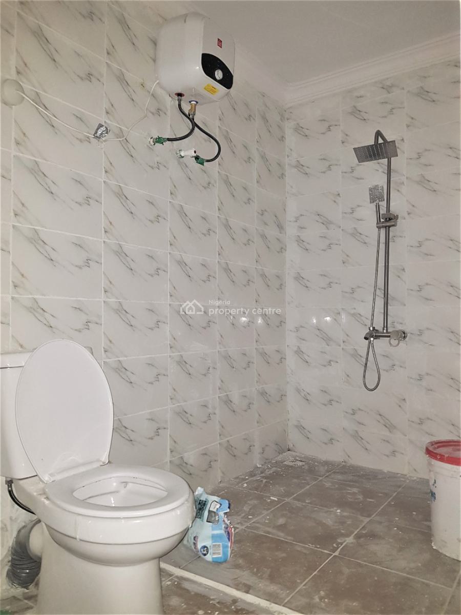 Mini Flat in a Serene Neighbourhood - Upstairs, Ologolo, Lekki, Lagos, Mini Flat (room and Parlour) for Rent