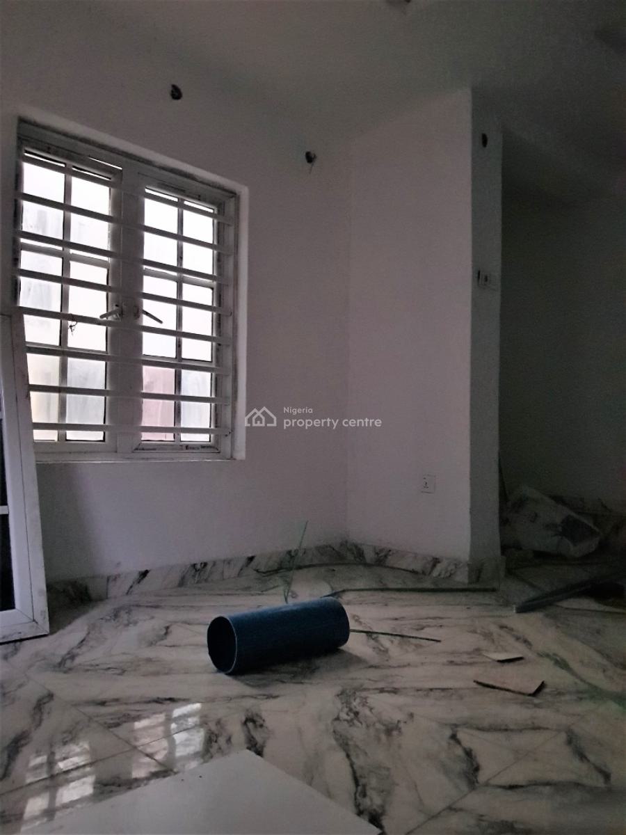 Mini Flat in a Serene Neighbourhood - Upstairs, Ologolo, Lekki, Lagos, Mini Flat (room and Parlour) for Rent