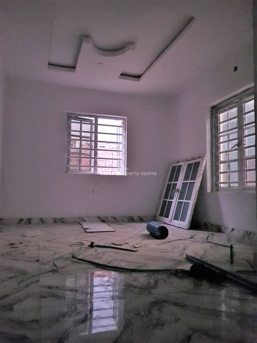 Mini Flat in a Serene Neighbourhood - Upstairs, Ologolo, Lekki, Lagos, Mini Flat (room and Parlour) for Rent