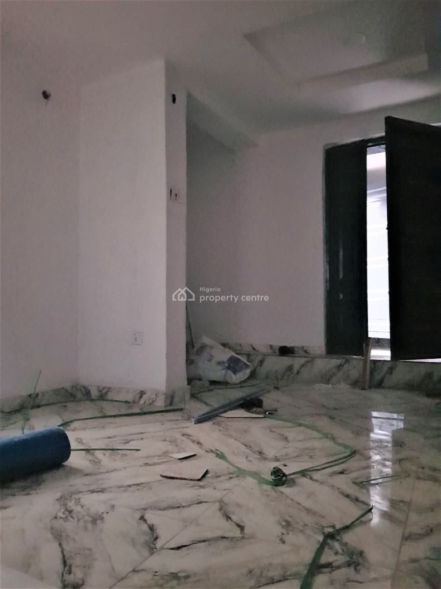 Mini Flat in a Serene Neighbourhood - Upstairs, Ologolo, Lekki, Lagos, Mini Flat (room and Parlour) for Rent