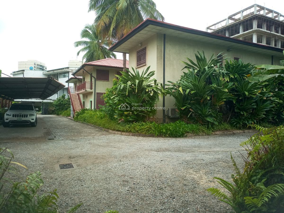 Fully Furnished and Serviced 3 Bedroom Maisonette, Gerard Road, Ikoyi, Lagos, Flat / Apartment for Rent