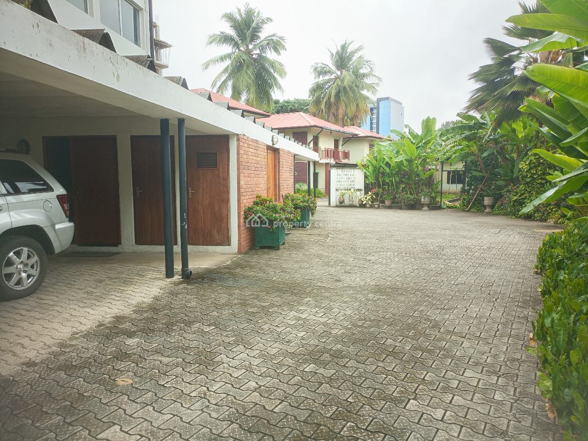 Fully Furnished and Serviced 3 Bedroom Maisonette, Gerard Road, Ikoyi, Lagos, Flat / Apartment for Rent