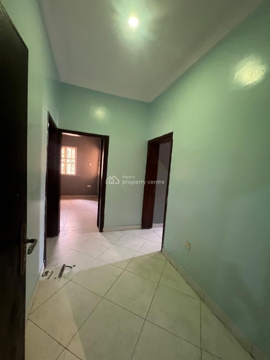 3 Bedrooms Flat, Valley County Estate, By Ogidan Bus-stop, Sangotedo, Ajah, Lagos, Flat / Apartment for Rent