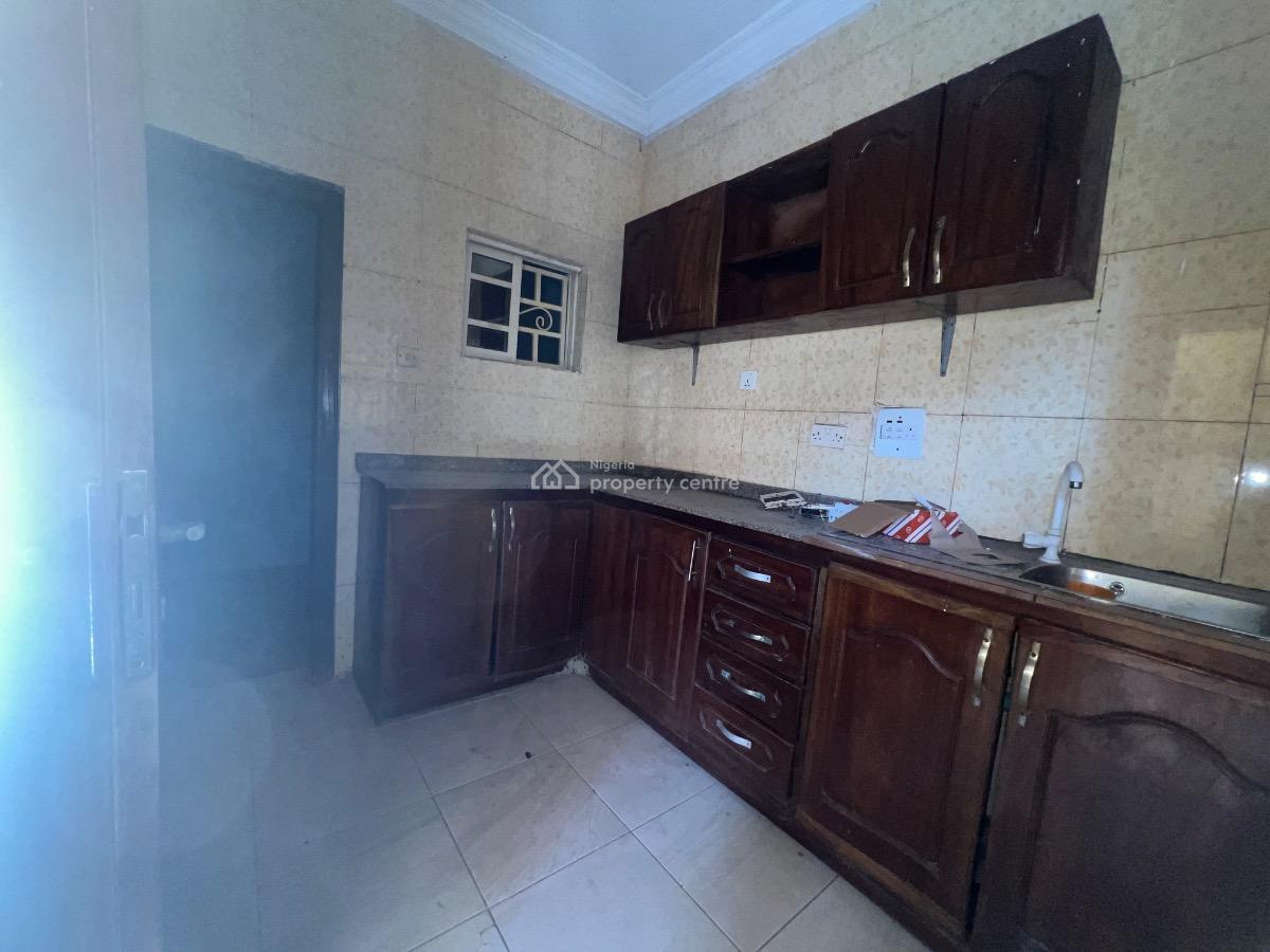 3 Bedrooms Flat, Valley County Estate, By Ogidan Bus-stop, Sangotedo, Ajah, Lagos, Flat / Apartment for Rent
