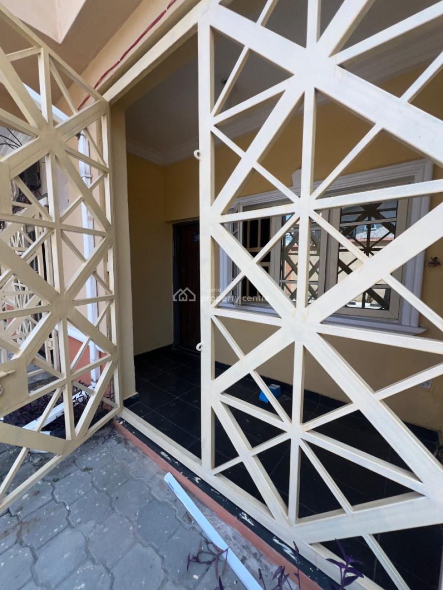 3 Bedrooms Flat, Valley County Estate, By Ogidan Bus-stop, Sangotedo, Ajah, Lagos, Flat / Apartment for Rent
