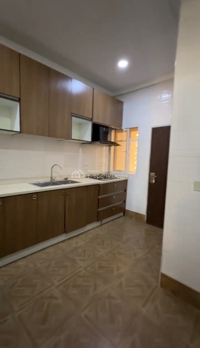 Fully Furnished 2 Bedroom Flat, Main, Wuye, Abuja, Flat / Apartment for Rent