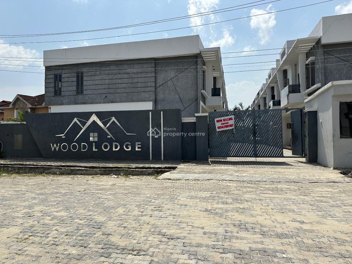 Luxury Spacious 4 Bedroom Terrace Duplex, Mobil Road Ilaje Ajah Lekki Lagos, Ilaje, Ajah, Lagos, Terraced Duplex for Sale