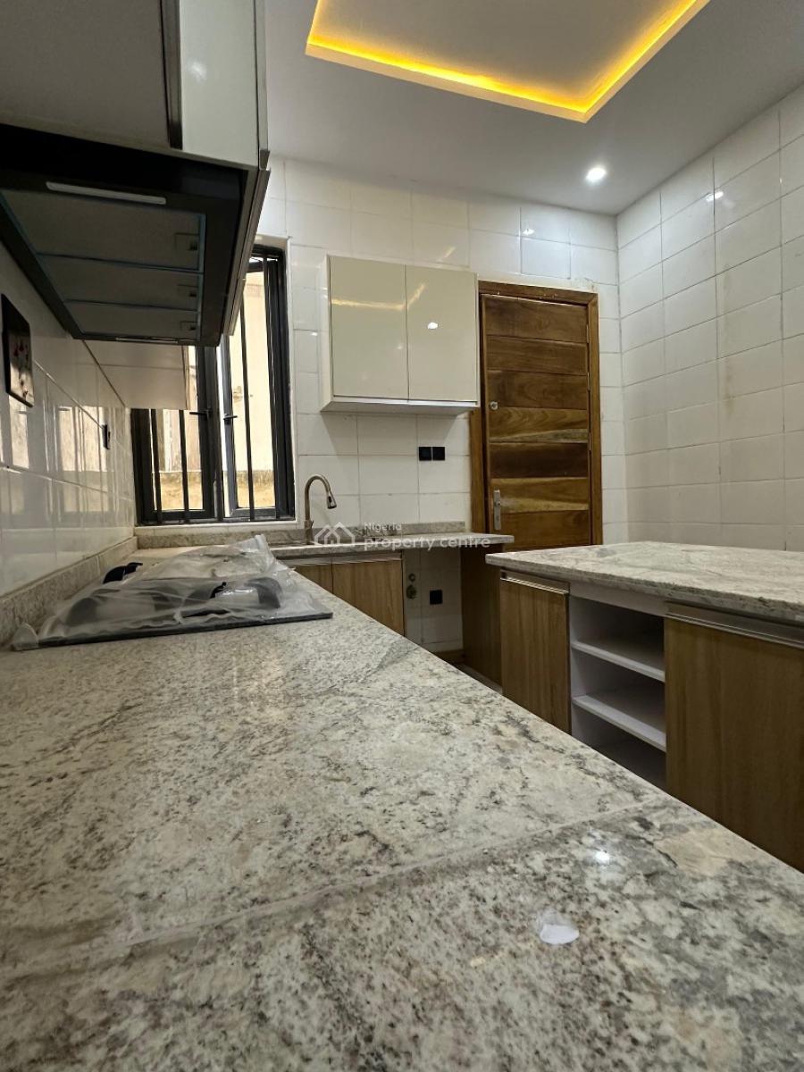 Luxury Spacious 4 Bedroom Terrace Duplex, Mobil Road Ilaje Ajah Lekki Lagos, Ilaje, Ajah, Lagos, Terraced Duplex for Sale