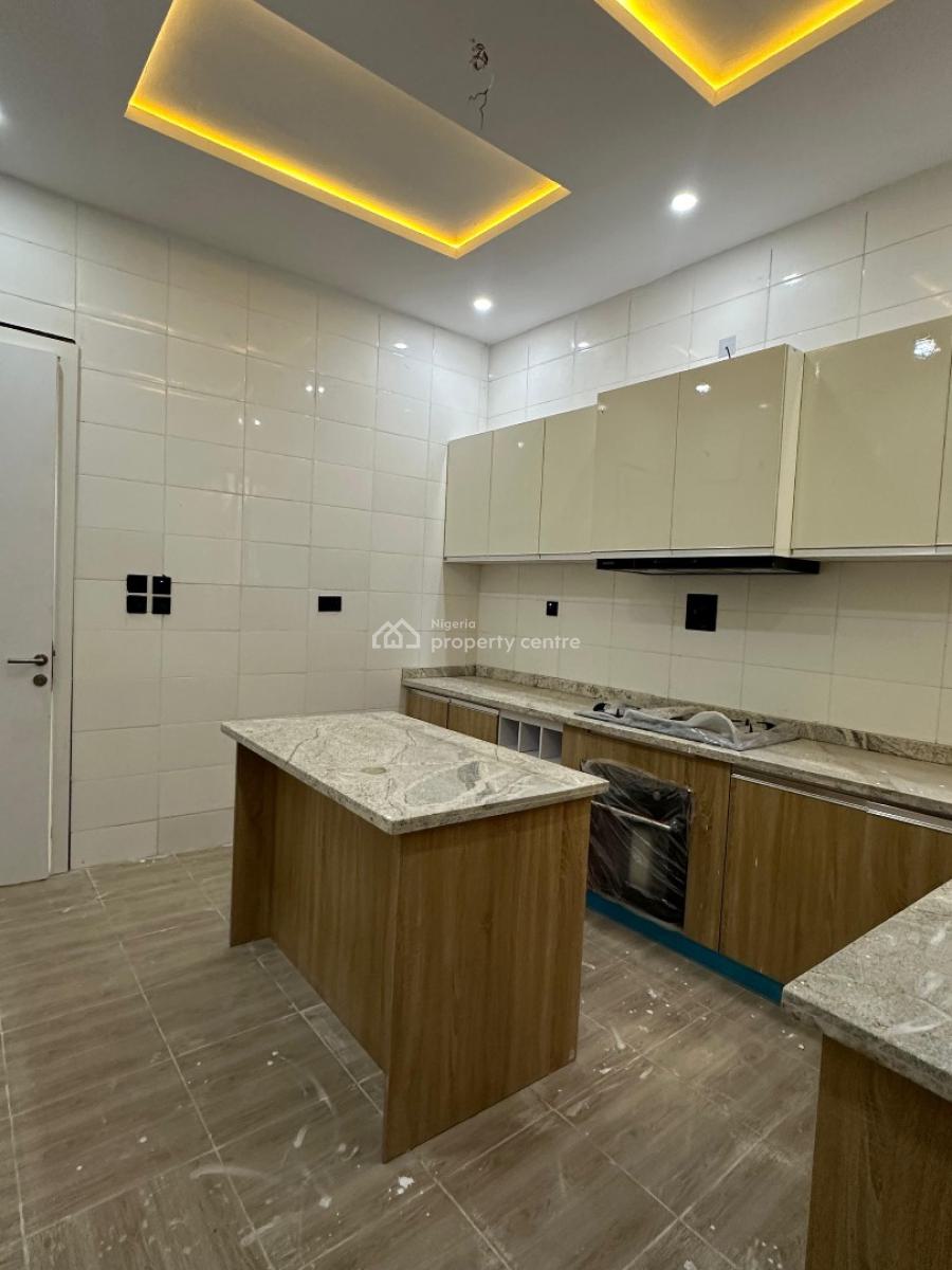 Luxury Spacious 4 Bedroom Terrace Duplex, Mobil Road Ilaje Ajah Lekki Lagos, Ilaje, Ajah, Lagos, Terraced Duplex for Sale