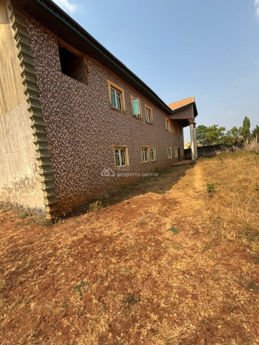 a Popular College on 12plots of Land, Roadblock, Akure, Ondo, Commercial Property for Sale