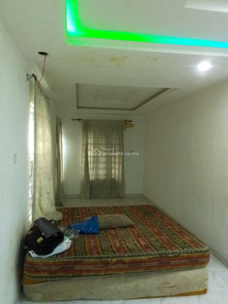 Relatively New and Very Spacious 4 Bedroom Semi Detached House, Maryland Anthony, Anthony, Maryland, Lagos, Semi-detached Duplex for Sale