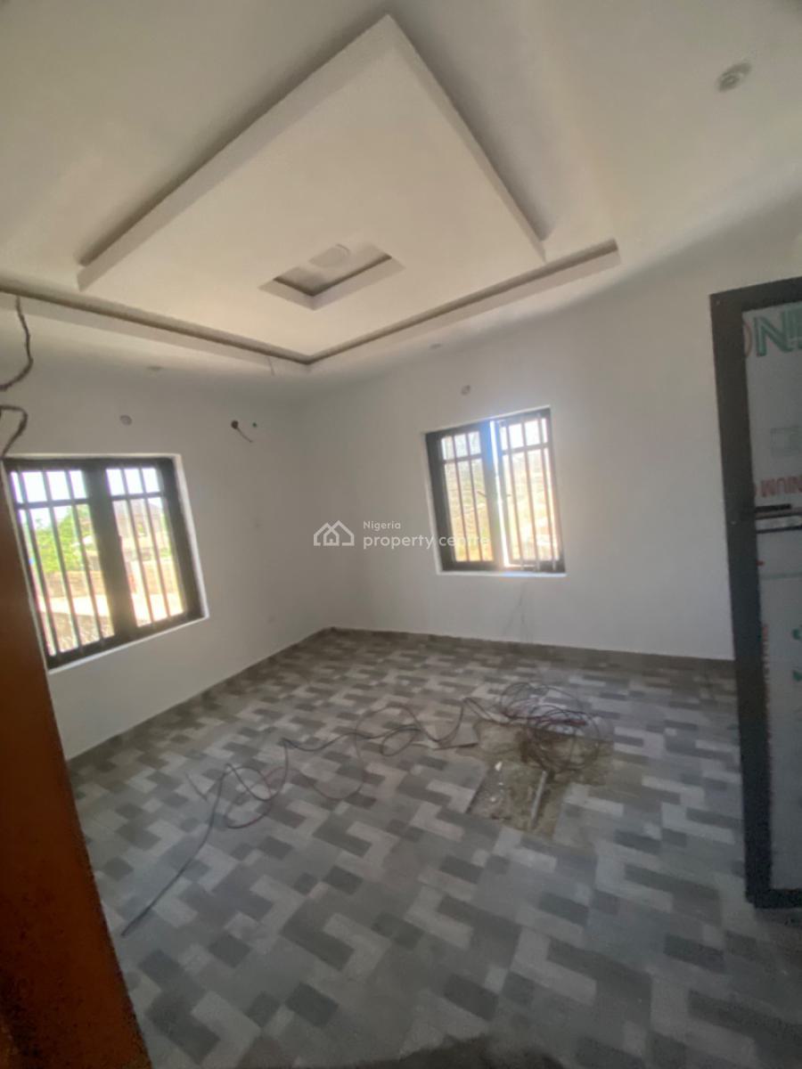 Luxuriously Spacious Mini Flat, No 14, Kayode Street, Sangotedo, Ajah, Lagos, Mini Flat (room and Parlour) for Rent