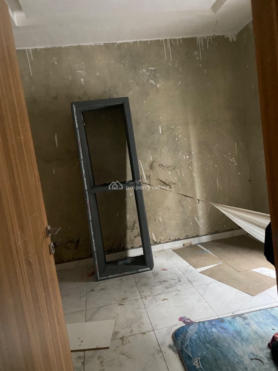 Luxuriously Spacious Mini Flat, No 14, Kayode Street, Sangotedo, Ajah, Lagos, Mini Flat (room and Parlour) for Rent