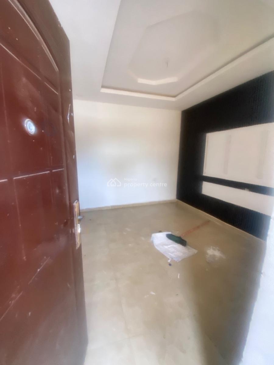 Luxuriously Spacious Nice Mini Flat, No 14, Kayode Street, Sangotedo, Ajah, Lagos, Mini Flat (room and Parlour) for Rent