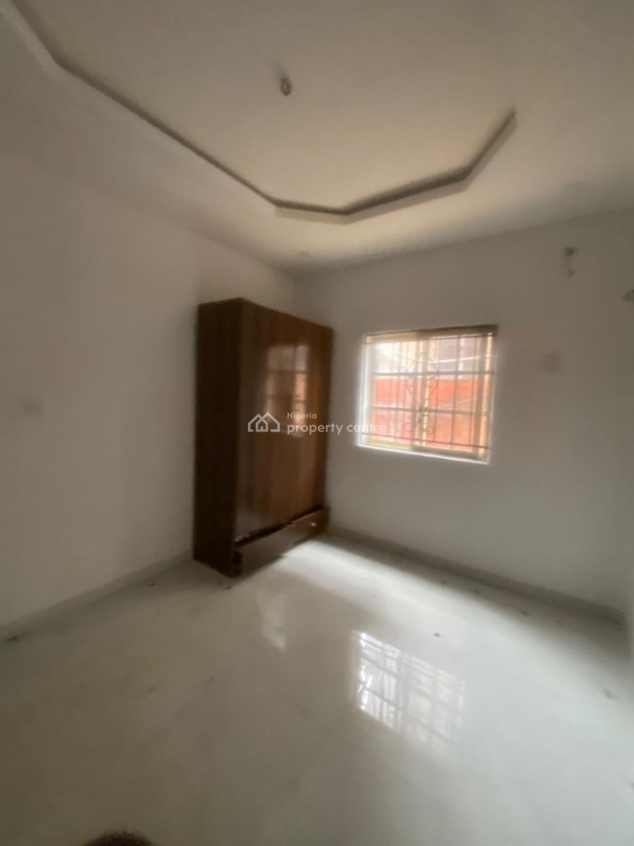 Luxuriously Spacious Nice Mini Flat, No 14, Kayode Street, Sangotedo, Ajah, Lagos, Mini Flat (room and Parlour) for Rent