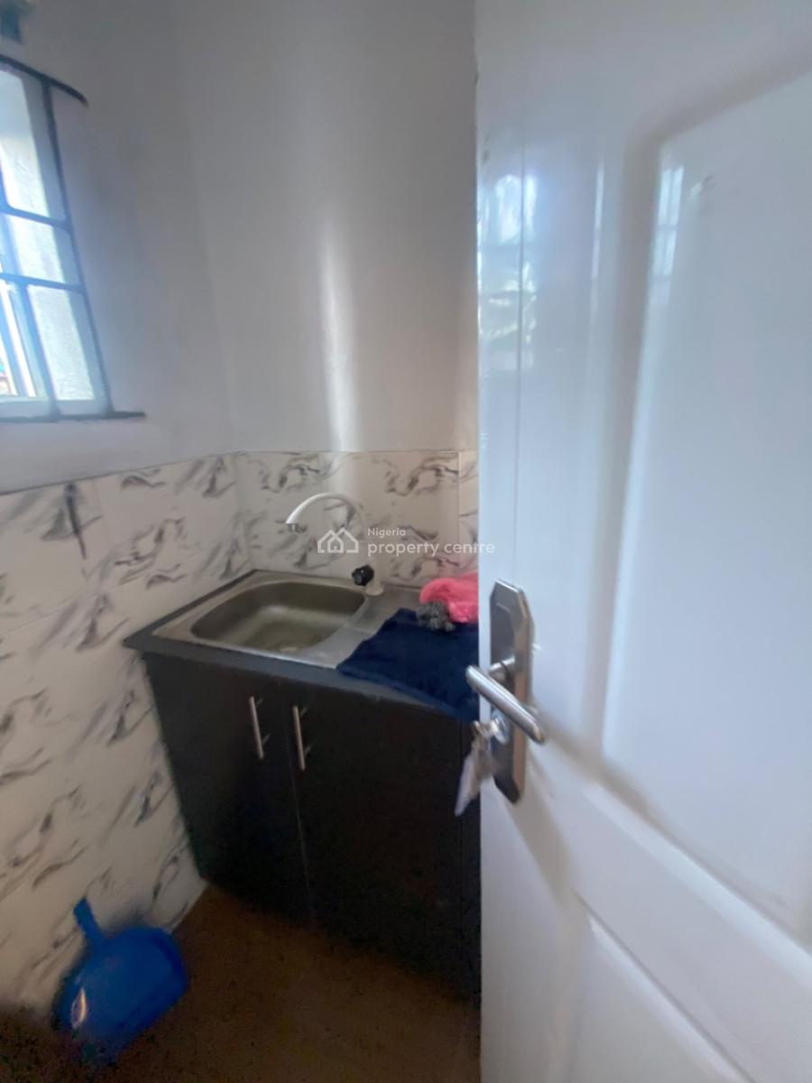 Luxuriously Spacious Nice Mini Flat, No 14, Kayode Street, Abijo, Lekki, Lagos, Mini Flat (room and Parlour) for Rent