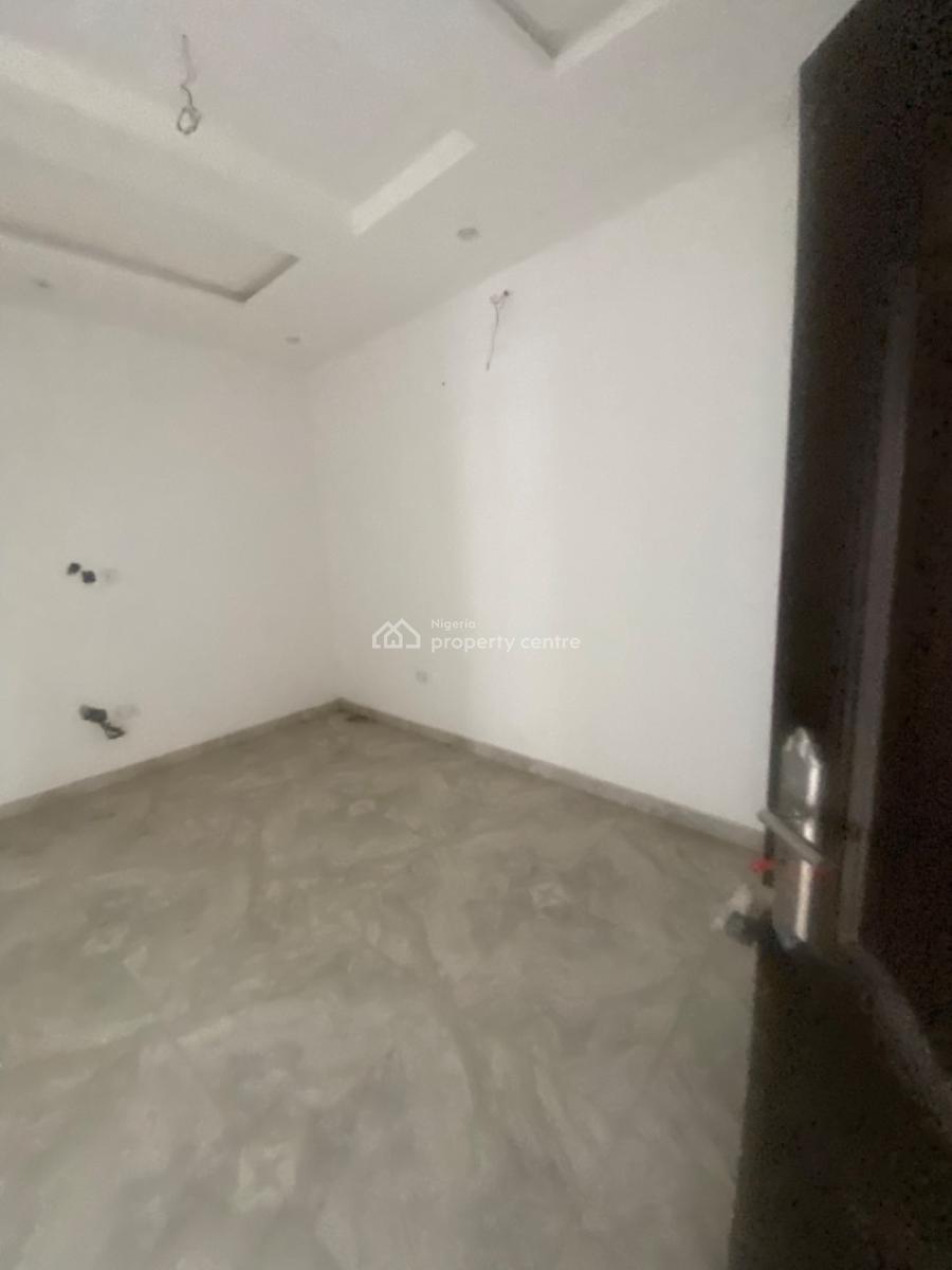 Luxuriously Spacious Nice 2 Bedroom Flat, No 14, Kayode Street  Abijo, Abijo, Lekki, Lagos, House for Rent