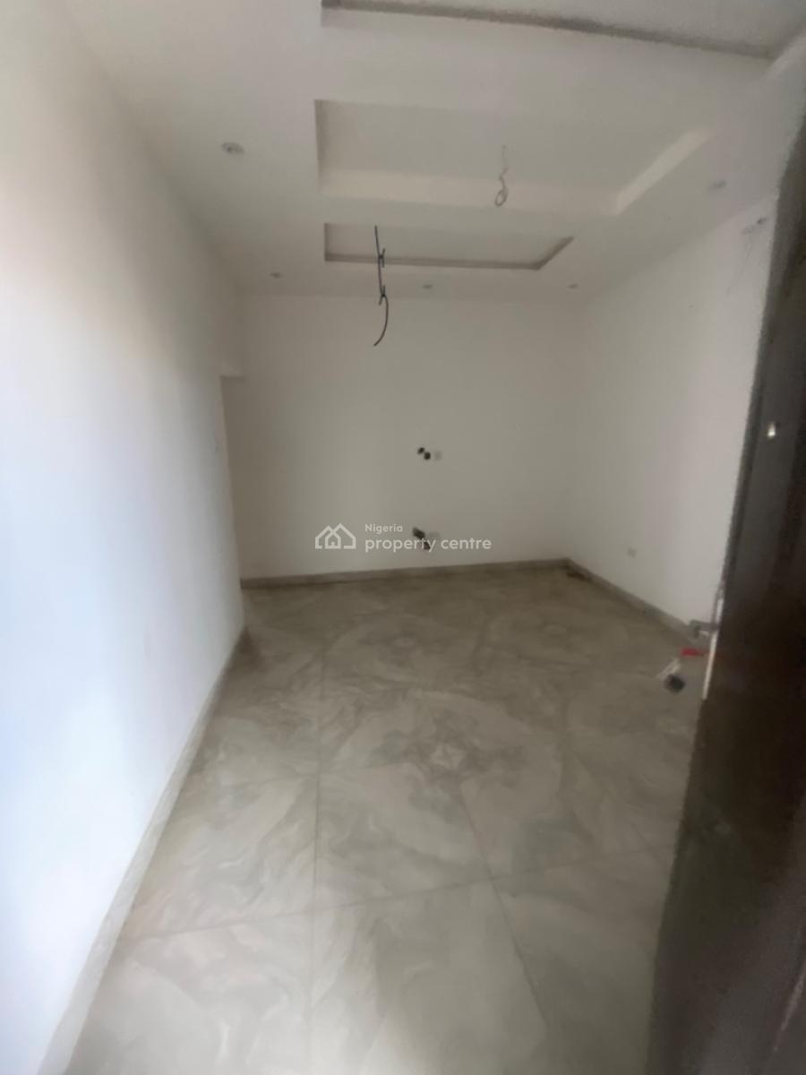 Luxuriously Spacious Nice 2 Bedroom Flat, No 14, Kayode Street  Abijo, Abijo, Lekki, Lagos, House for Rent