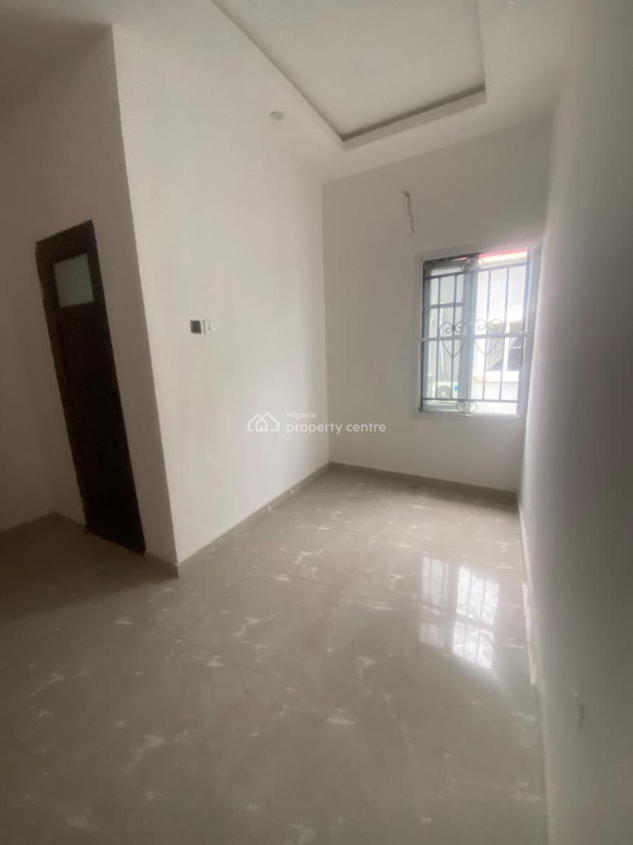 Luxuriously Spacious Nice 2 Bedroom Flat, No 14, Kayode Street  Abijo, Abijo, Lekki, Lagos, House for Rent