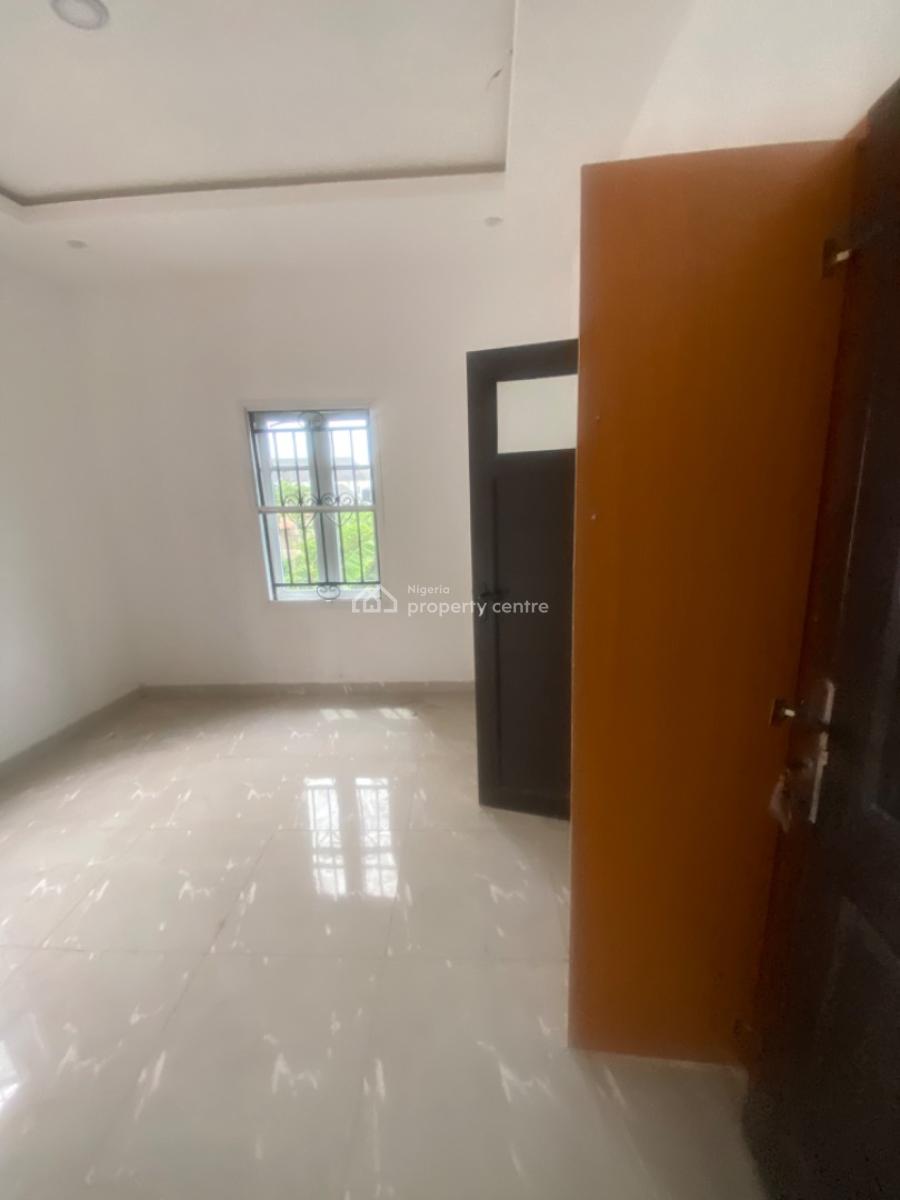 Luxuriously Spacious Nice 2 Bedroom Flat, No 14, Kayode Street  Abijo, Abijo, Lekki, Lagos, House for Rent