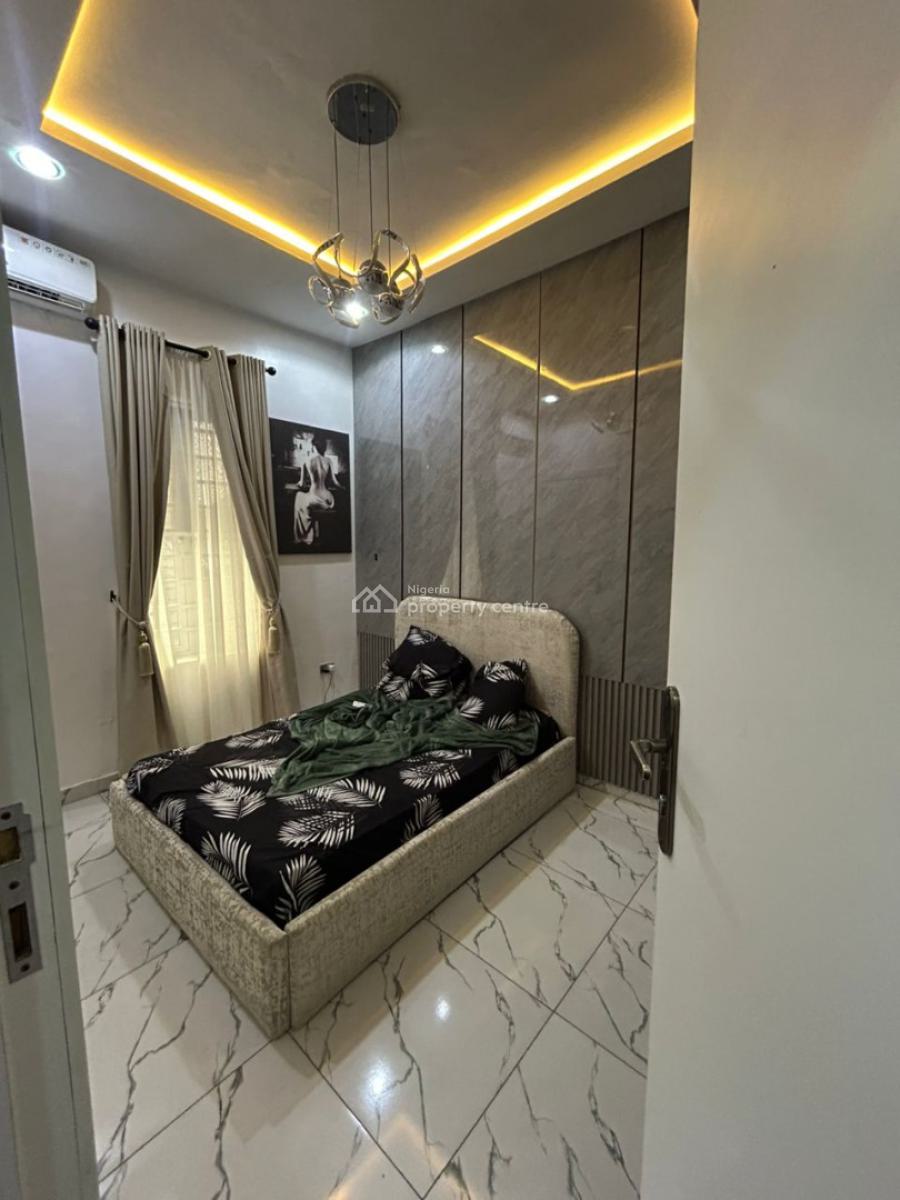 Exquisite Fully Serviced Mini Flat (room & Parlor) in a Secure Estate, Osapa, Lekki, Lagos, Mini Flat (room and Parlour) for Rent