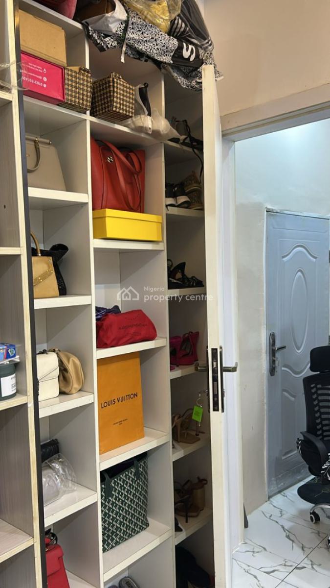Exquisite Fully Serviced Mini Flat (room & Parlor) in a Secure Estate, Osapa, Lekki, Lagos, Mini Flat (room and Parlour) for Rent