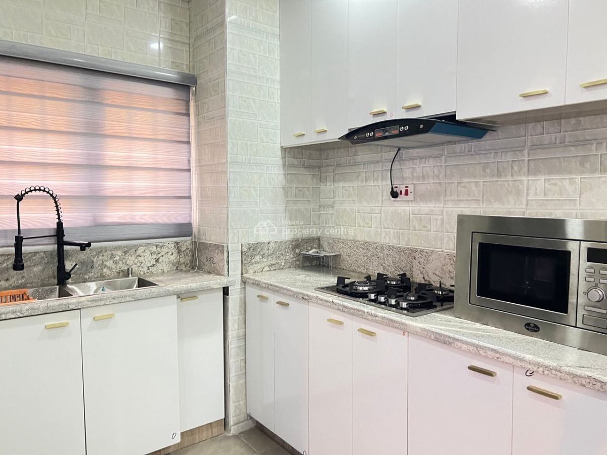 Furnished 3 Bedroom Flat, Guzape District, Abuja, Flat / Apartment for Rent