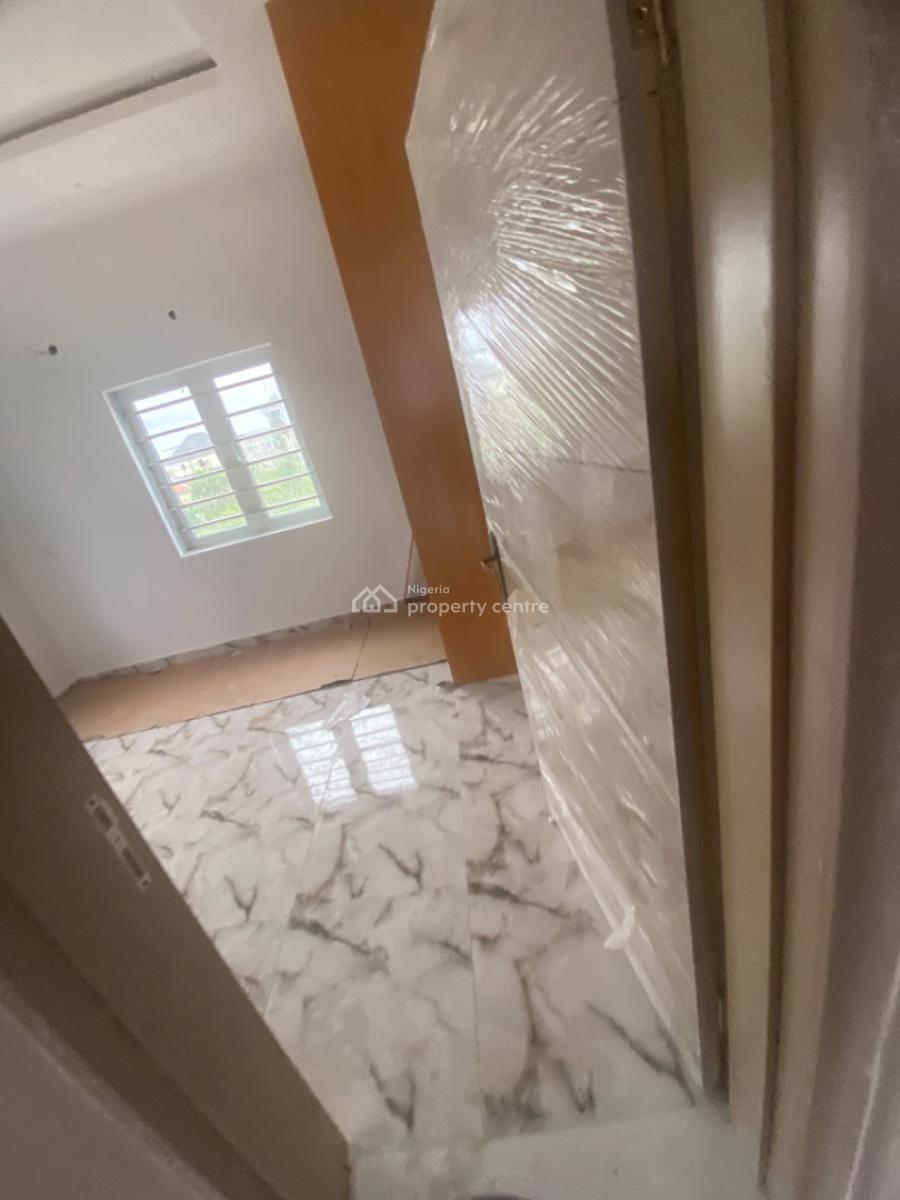 Luxuriously Spacious Mini Flat, No. 14b Femi Street, Sangotedo, Ajah, Lagos, Mini Flat (room and Parlour) for Rent
