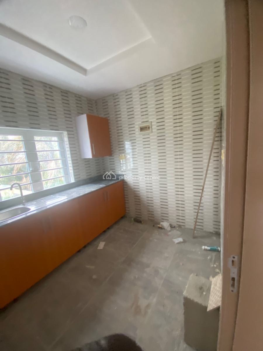Luxuriously Spacious Mini Flat, No. 14b Femi Street, Sangotedo, Ajah, Lagos, Mini Flat (room and Parlour) for Rent