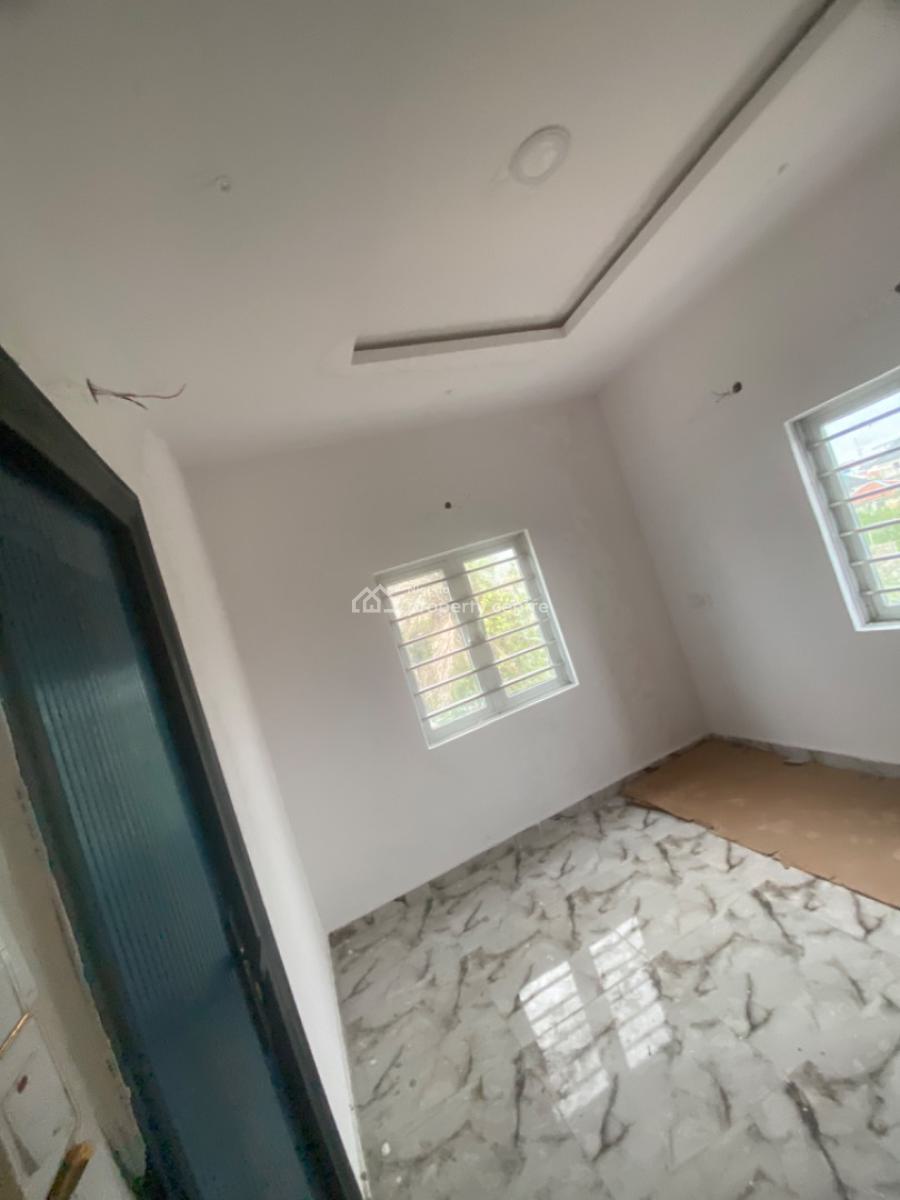 Luxuriously Spacious Mini Flat, No. 14b Femi Street, Sangotedo, Ajah, Lagos, Mini Flat (room and Parlour) for Rent