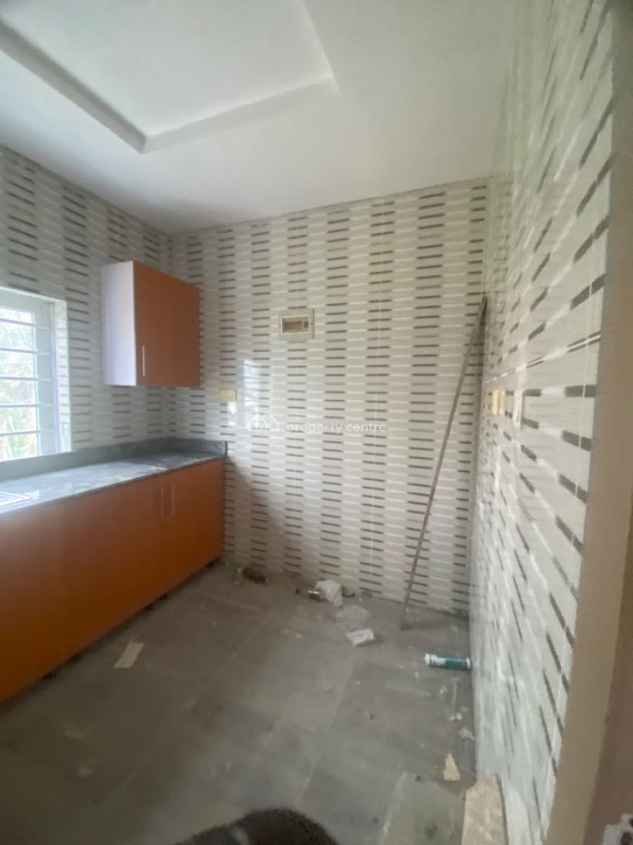 Luxuriously Spacious Mini Flat, No. 14b Femi Street, Sangotedo, Ajah, Lagos, Mini Flat (room and Parlour) for Rent