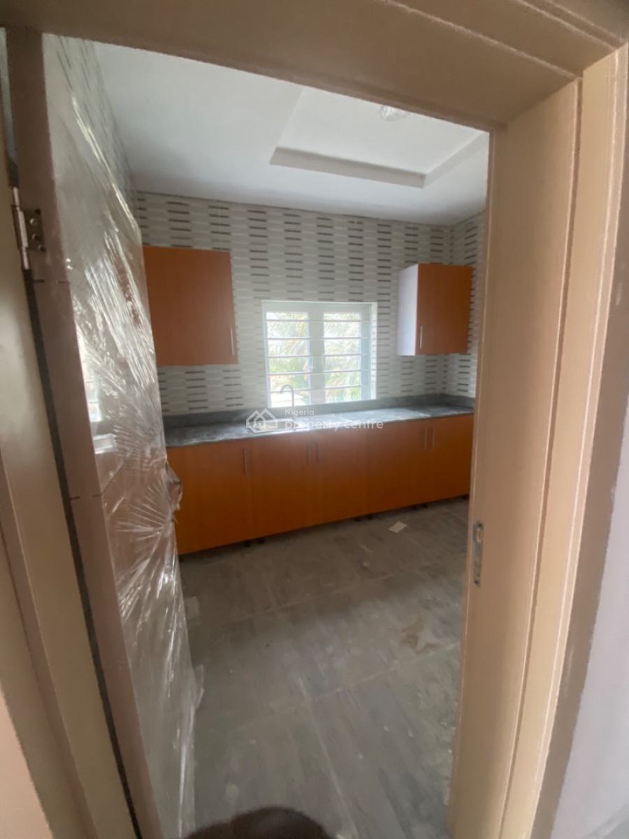 Luxuriously Spacious Mini Flat, No. 14b Femi Street, Sangotedo, Ajah, Lagos, Mini Flat (room and Parlour) for Rent