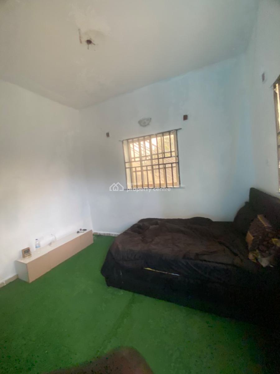 Luxuriously Spacious Self Contain, No. 14b Femi Street, Bogije, Ibeju Lekki, Lagos, Self Contain (single Rooms) for Rent