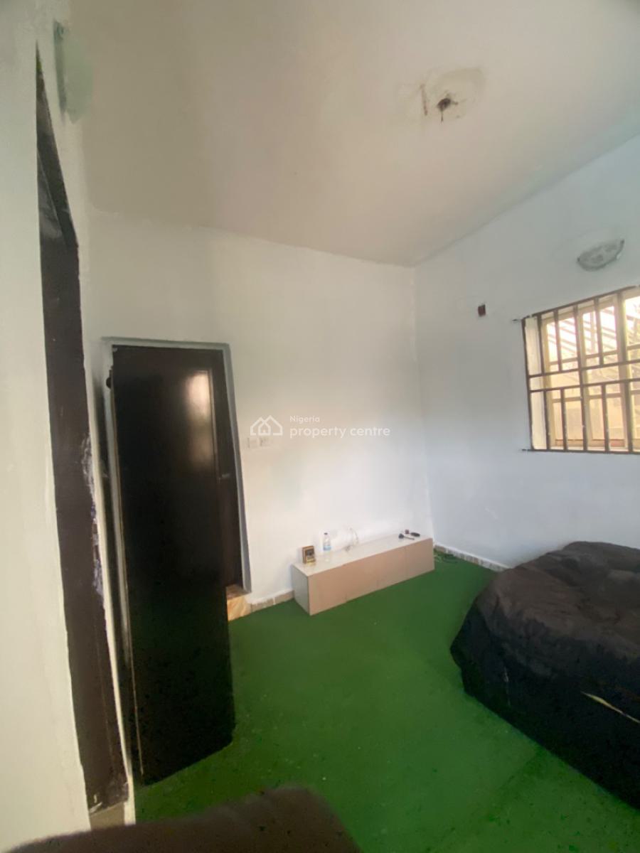 Luxuriously Spacious Self Contain, No. 14b Femi Street, Bogije, Ibeju Lekki, Lagos, Self Contain (single Rooms) for Rent